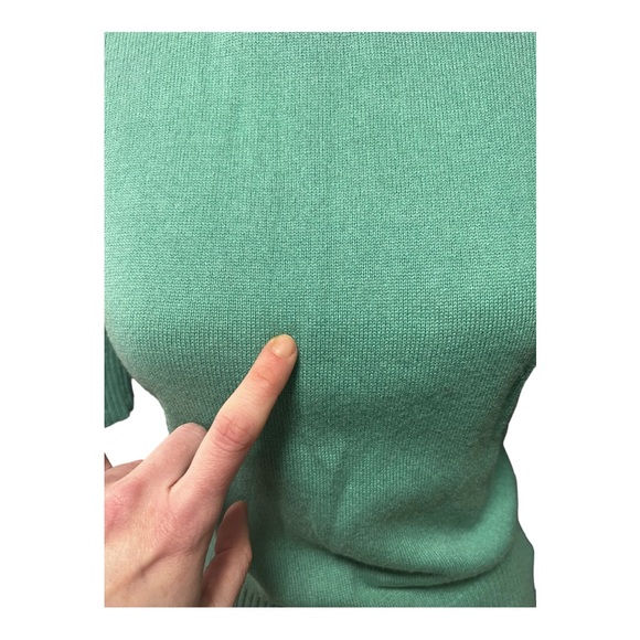 Y2K BCBGMAXAZRIA Silk, Cashmere Short Sleeve Turtleneck Sweater - Picture 2 of 12